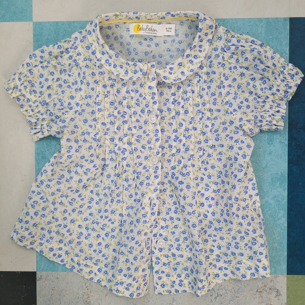Baby Boden Blue Floral Kids Shirt with Pintucks and Peter Pan Collar. Size 6-9 m